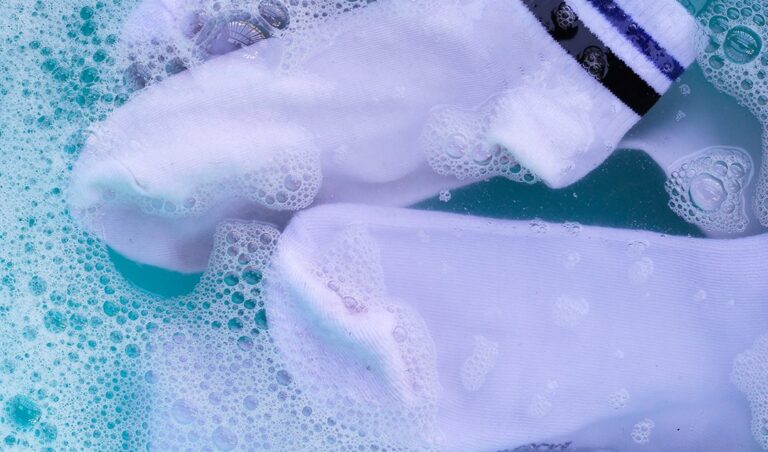 2 rimedi per smacchiare e sbiancare gli indumenti in cotone